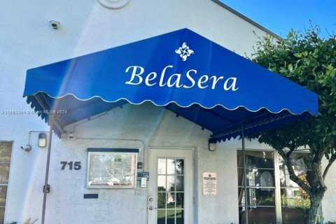 Купить кондоминиум в Плантация, Флорида 2 спальни, 98.2м2, № 1940226 - фото 2