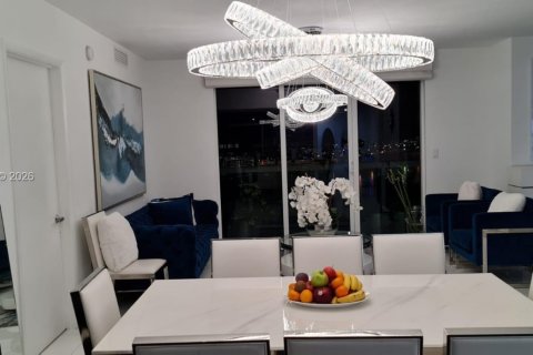 Condo in Miami, Florida, 3 bedrooms  № 2149249 - photo 9