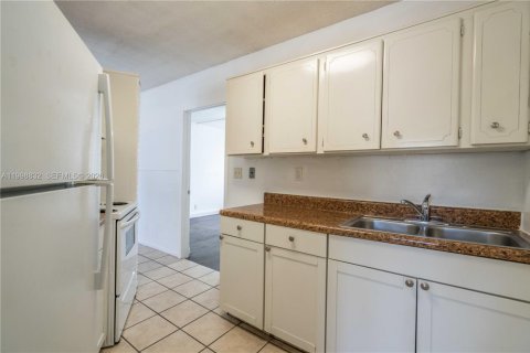 Apartamento en alquiler en Wilton Manors, Florida, 1 dormitorio, 51.1 m2 № 2067164 - foto 7
