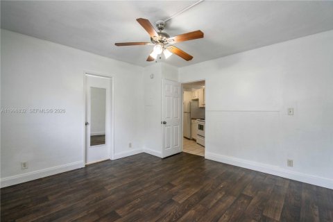 Apartamento en alquiler en Wilton Manors, Florida, 1 dormitorio, 51.1 m2 № 2067164 - foto 9