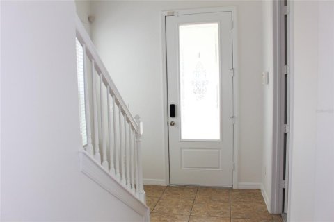 Townhouse in Winter Springs, Florida 2 bedrooms, 100.8 sq.m. № 2098728 - photo 5