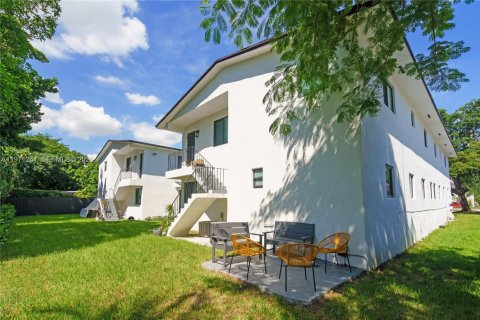 Immobilier commercial à vendre à Miami, Floride: 455.41 m2 № 2032112 - photo 6