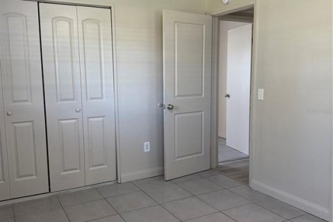 House in Lakeland, Florida 4 bedrooms, 131.74 sq.m. № 2378041 - photo 11