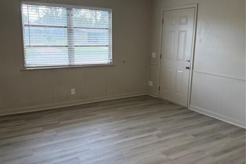 House in Lakeland, Florida 4 bedrooms, 131.74 sq.m. № 2378041 - photo 6