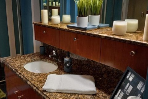 Condo in Oakland Park, Florida, 2 bedrooms  № 2372143 - photo 22
