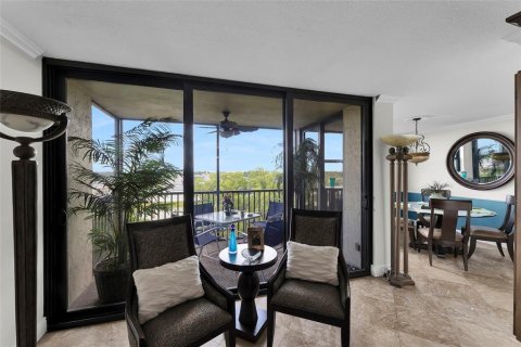 Condo in Oakland Park, Florida, 2 bedrooms  № 2372143 - photo 4
