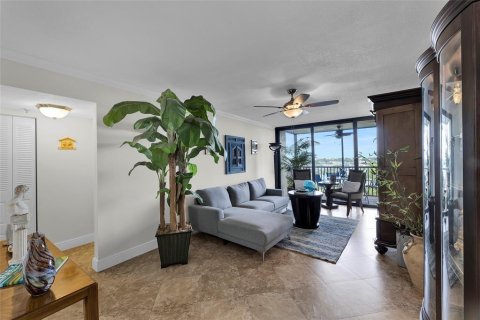 Condo in Oakland Park, Florida, 2 bedrooms  № 2372143