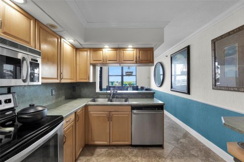 Condo in Oakland Park, Florida, 2 bedrooms  № 2372143 - photo 11