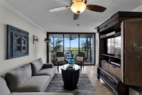 Condo in Oakland Park, Florida, 2 bedrooms  № 2372143 - photo 2