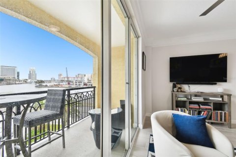 Copropriété à vendre à Tampa, Floride: 1 chambre, 79.25 m2 № 1910843 - photo 5