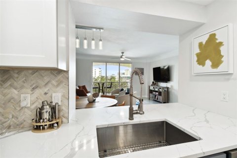 Copropriété à vendre à Tampa, Floride: 1 chambre, 79.25 m2 № 1910843 - photo 13