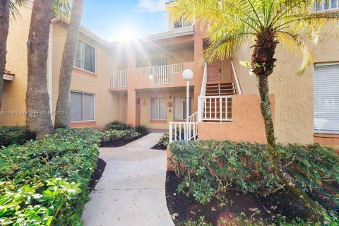 Condominio en venta en Coral Springs, Florida, 1 dormitorio, 75.81 m2 № 1992781 - foto 16