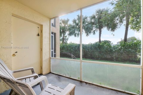 Condominio en venta en Coral Springs, Florida, 1 dormitorio, 75.81 m2 № 1992781 - foto 14