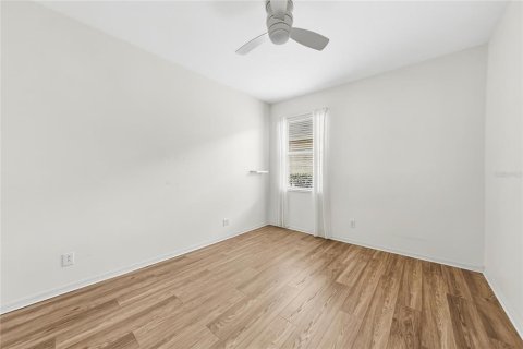 Villa ou maison à vendre à Valrico, Floride: 4 chambres, 241.55 m2 № 2415045 - photo 13