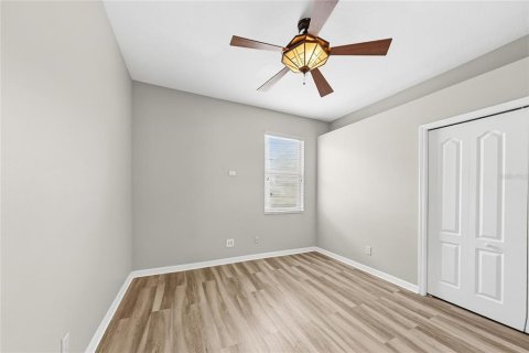Villa ou maison à vendre à Valrico, Floride: 4 chambres, 241.55 m2 № 2415045 - photo 15