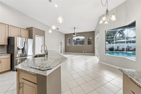 Villa ou maison à vendre à Valrico, Floride: 4 chambres, 241.55 m2 № 2415045 - photo 7