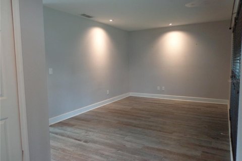 Casa en alquiler en Valrico, Florida, 4 dormitorios, 161.19 m2 № 1914844 - foto 5