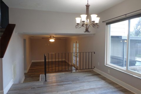 Casa en alquiler en Valrico, Florida, 4 dormitorios, 161.19 m2 № 1914844 - foto 6