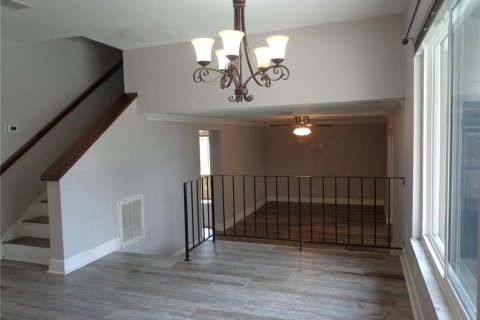 Casa en alquiler en Valrico, Florida, 4 dormitorios, 161.19 m2 № 1914844 - foto 8