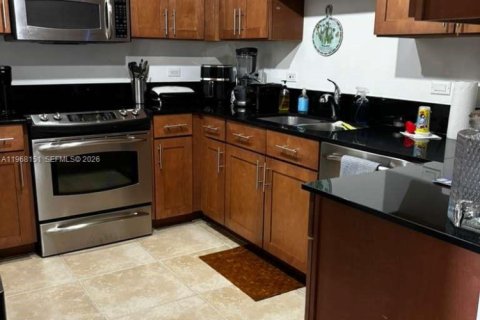 Apartment in Miami, Florida 2 bedrooms, 112.5 sq.m. № 2029522 - photo 19