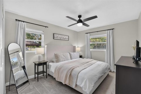 Villa ou maison à vendre à Saint Petersburg, Floride: 2 chambres, 81.94 m2 № 2399037 - photo 19