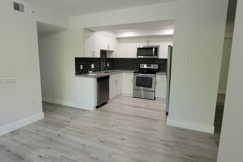 Copropriété à louer à Miami, Floride: 3 chambres, 114.08 m2 № 2168730 - photo 7