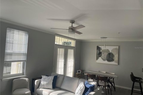 Condo in Celebration, Florida, 3 bedrooms  № 1543479 - photo 9