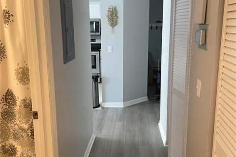 Condo in Celebration, Florida, 3 bedrooms  № 1543479 - photo 18