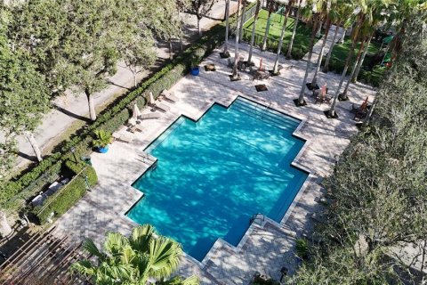 Condo in Celebration, Florida, 3 bedrooms  № 1543479 - photo 30