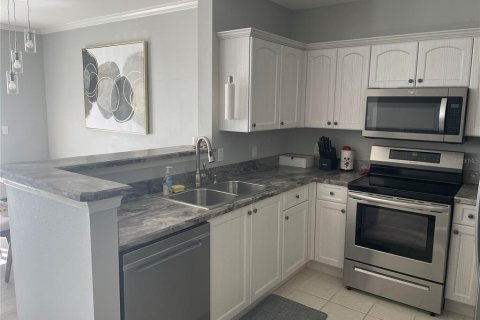 Condo in Celebration, Florida, 3 bedrooms  № 1543479 - photo 5