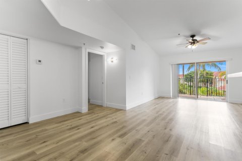 Condominio en venta en Miramar, Florida, 2 dormitorios, 89.74 m2 № 2175414 - foto 4