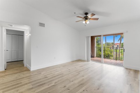 Condominio en venta en Miramar, Florida, 2 dormitorios, 89.74 m2 № 2175414 - foto 16
