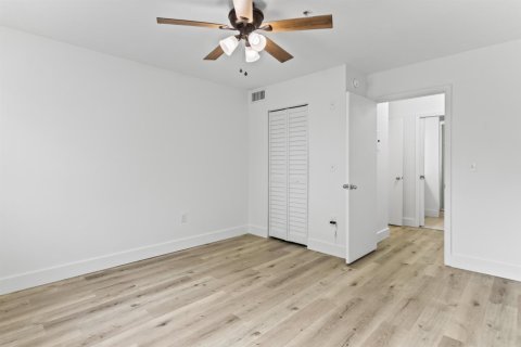 Condominio en venta en Miramar, Florida, 2 dormitorios, 89.74 m2 № 2175414 - foto 29
