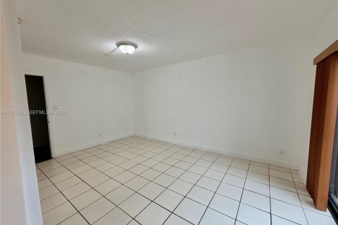 Condominio en venta en Miami, Florida, 3 dormitorios, 137.5 m2 № 2041184 - foto 24