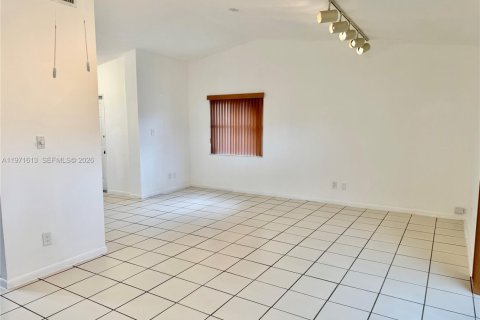 Condominio en venta en Miami, Florida, 3 dormitorios, 137.5 m2 № 2041184 - foto 8