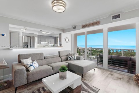 Copropriété à vendre à Fort Lauderdale, Floride: 2 chambres, 102.19 m2 № 1927934 - photo 4