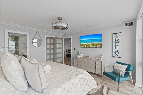 Copropriété à vendre à Fort Lauderdale, Floride: 2 chambres, 102.19 m2 № 1927934 - photo 26