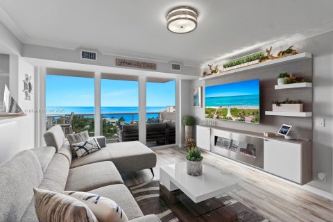 Copropriété à vendre à Fort Lauderdale, Floride: 2 chambres, 102.19 m2 № 1927934 - photo 1