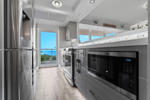 Copropriété à vendre à Fort Lauderdale, Floride: 2 chambres, 102.19 m2 № 1927934 - photo 10