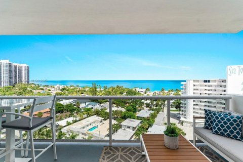 Copropriété à vendre à Fort Lauderdale, Floride: 2 chambres, 102.19 m2 № 1927934 - photo 3