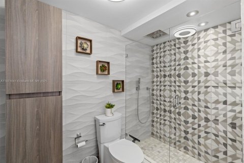 Copropriété à vendre à Fort Lauderdale, Floride: 2 chambres, 102.19 m2 № 1927934 - photo 24