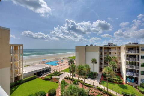 Copropriété à vendre à New Smyrna Beach, Floride: 2 chambres, 87.7 m2 № 1582222 - photo 7