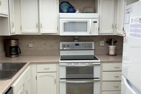 Copropriété à vendre à New Smyrna Beach, Floride: 2 chambres, 87.7 m2 № 1582222 - photo 15