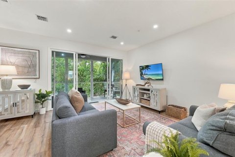 Touwnhouse à vendre à Longboat Key, Floride: 2 chambres, 133.78 m2 № 2380438 - photo 13
