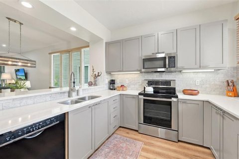 Touwnhouse à vendre à Longboat Key, Floride: 2 chambres, 133.78 m2 № 2380438 - photo 3