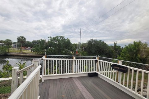 Propiedad comercial en alquiler en Tampa, Florida, 104.05 m2 № 1767893 - foto 18