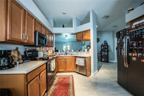 Villa ou maison à vendre à Auburndale, Floride: 4 chambres, 139.73 m2 № 2436751 - photo 3