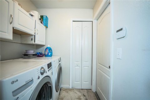 Villa ou maison à vendre à Auburndale, Floride: 4 chambres, 139.73 m2 № 2436751 - photo 24