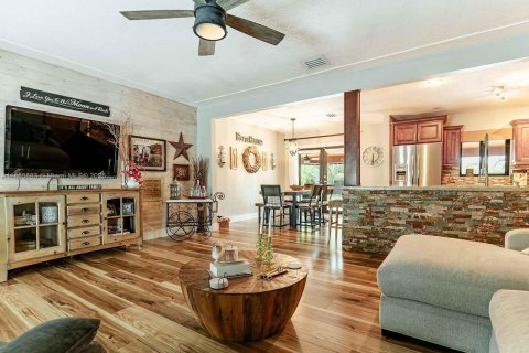 Casa en venta en Hialeah, Florida, 4 dormitorios, 203.46 m2 № 1878427 - foto 15