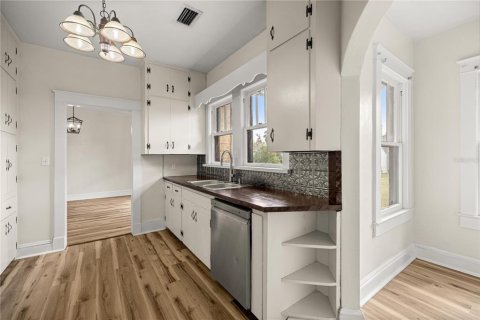 Купить виллу или дом в Хоторн, Флорида 3 комнаты, 154.87м2, № 2117449 - фото 11
